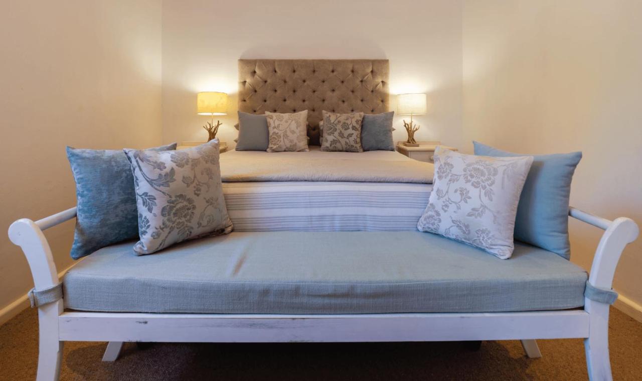 Russells On The Port Hotel Velddrif Ngoại thất bức ảnh